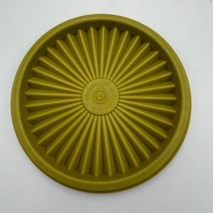 Vintage Tupperware Avocado Green Starburst Lid 812-25 Round Sunburst Seal 7 inch
